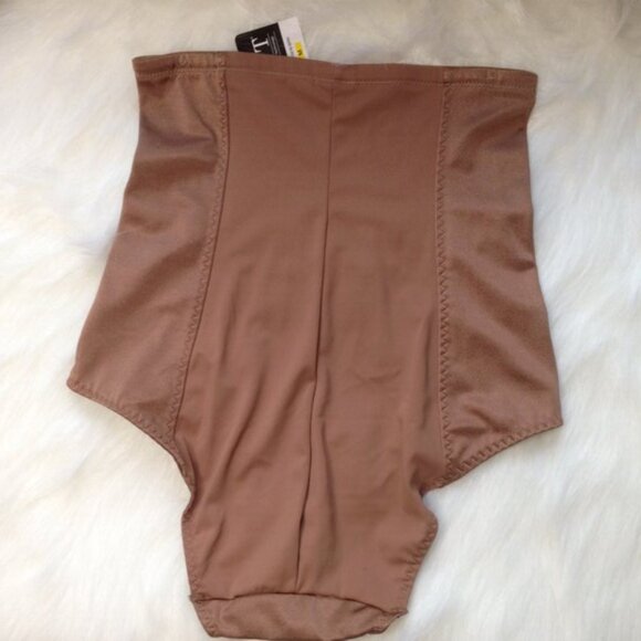 F.I.T. FIT Figure-Improving Technology Shapewear Brief Medium NWT - Picture 4 of 5